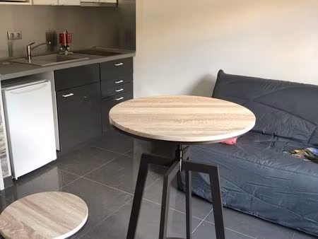 beau studio à louer