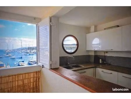 t2 meublé -vue mer -résidence sécurisée -parking-jardins