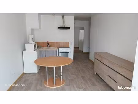 t2 meublé au cœur du village de montferran-savès