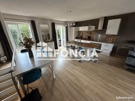 maison 5 pièces 115 m²