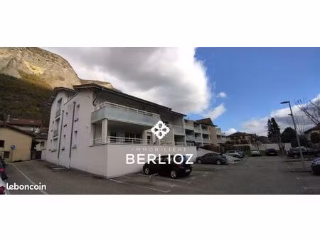 appartement 4 pièces 90 m²