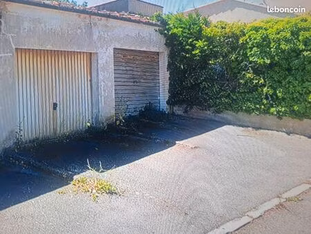 vente garage lavera 16 m2