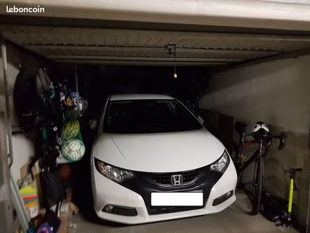 grand box / parking de 17m2