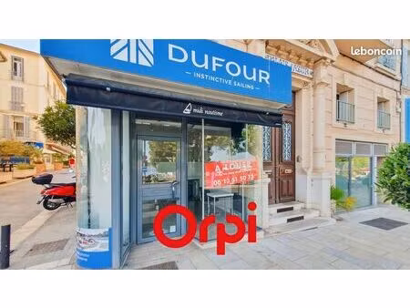 local commercial 56 m²