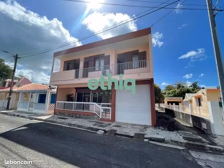 propriété 4 pièces 120 m²