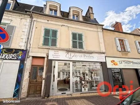 local commercial 52 m²