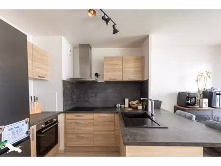 vente appartement 3 pièces 65.62 m² à saint-cyr-l'ecole (78210)  299 000 €