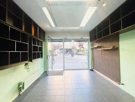 bien professionnel à louer à woluwe-saint-lambert € 1.450 (lhgf8) - latour & petit bxl loc