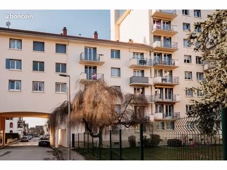 appartement 4 pièces 71 m²