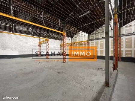 local industriel 828 m²