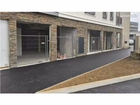 local commercial 420 m² chennevieres sur marne