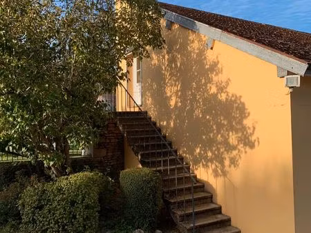 studio à louer a gissey le vieil