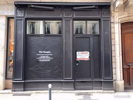 local commercial 56 m² besancon