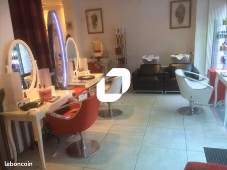 fonds de commerce 62 m²