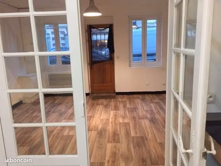 immeuble de rapport / – 3 appartements indivi lot