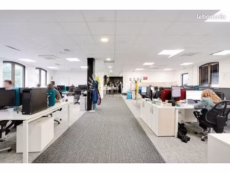 bureau 336 m²