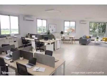 local bureaux 67 m²