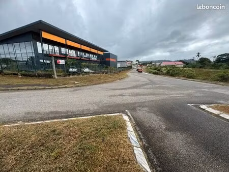 local commercial 340 m²