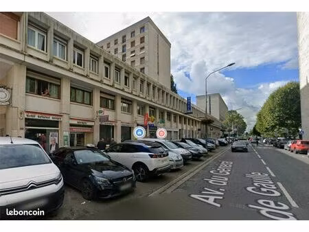 local commercial 137 m² meudon la foret