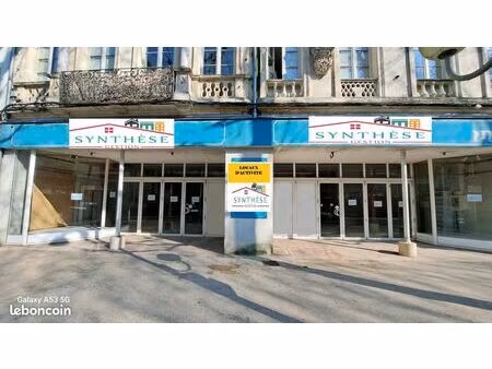 local commercial 467 m² saintes