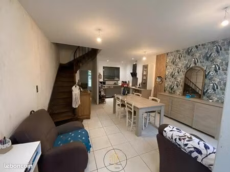 maison de ville 3 pièces 79 m²