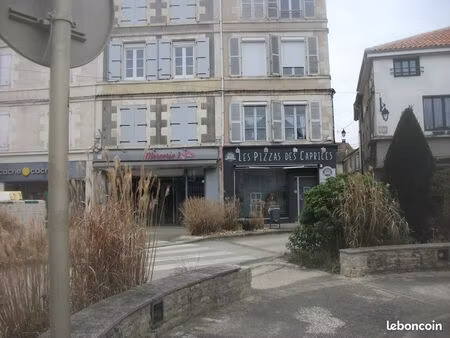 immeuble 240m² ruffec