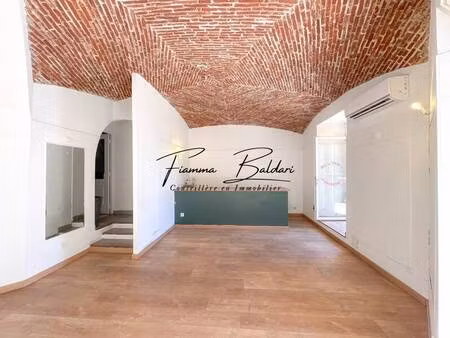 local d'activités à vendre