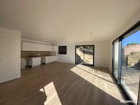 maison 4 pièces 94 m²