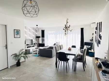 maison 4 pièces 93 m²