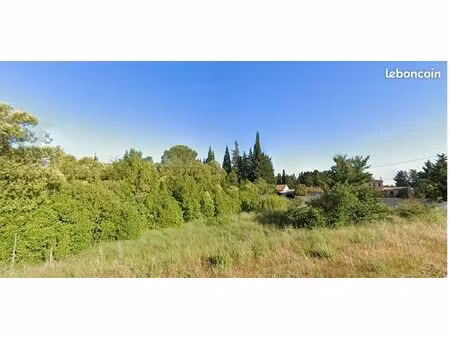 terrain 870 m² aimargues
