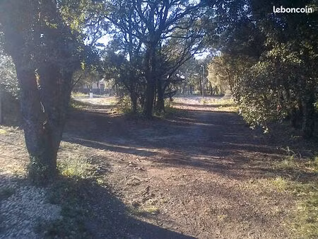 terrain rochefort du gard