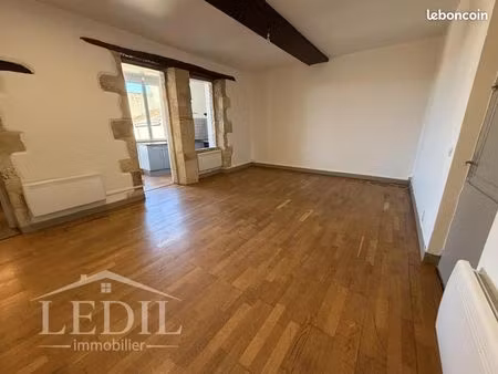 appartement 3 pièces 64 m²