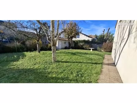 pavillon 4 pièces 95 m²