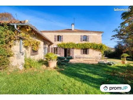 maison 6 pièces 200 m²