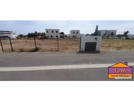 terrain 579 m² sérignan