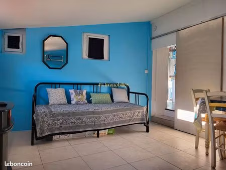 studio 1 pièce 28 m²