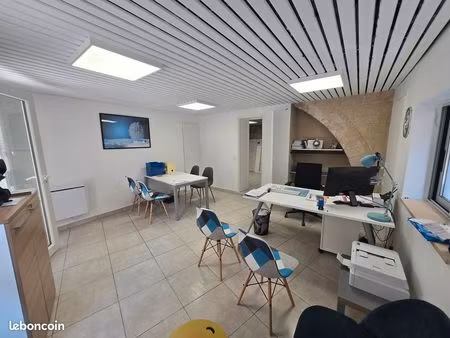 local à louer 35 m² villeneuve-lès-maguelone