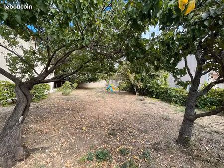 à vendre – terrain constructible 320 m² à magalas (34480)