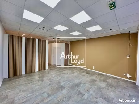 local commercial 110 m²