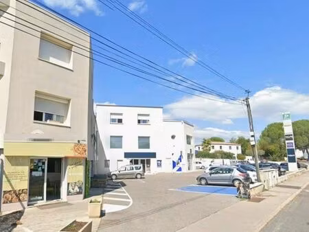 local commercial 150 m²