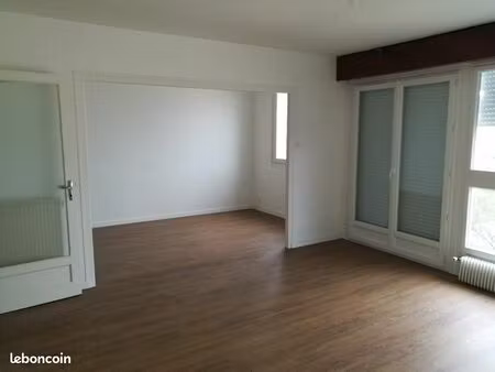 appartement 4 pièces 82 m²