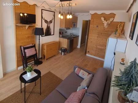 location superbe studio meublé balcon de villard