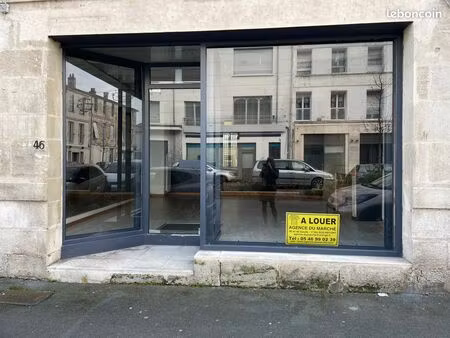 local commercial 63 m² rochefort