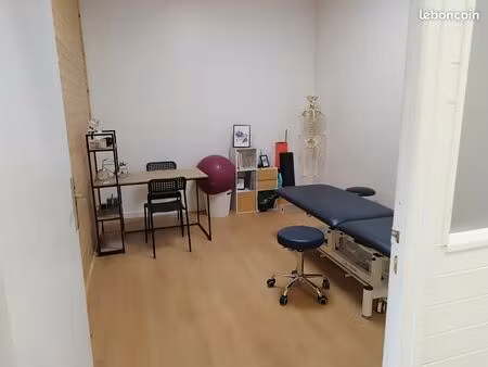 location bureau / cabine activité paramédicale