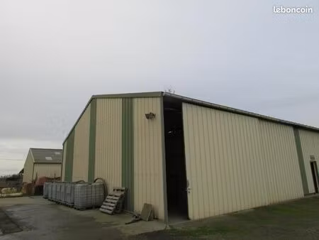 local commercial 70 m²