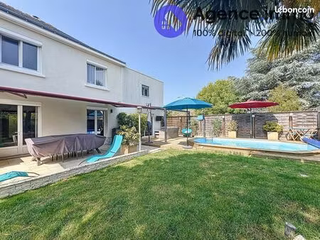 maison 7 pièces 160 m²