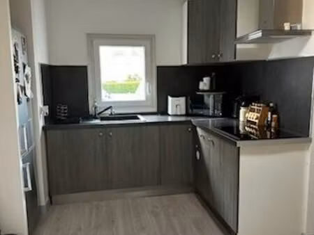 location bel appartement f2 avec cuisine semi équipée