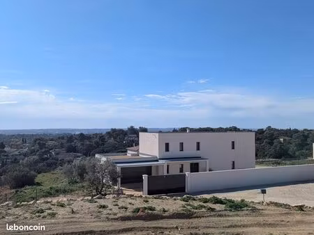 particulier loue maison familiale vue exceptionnelle nîmes