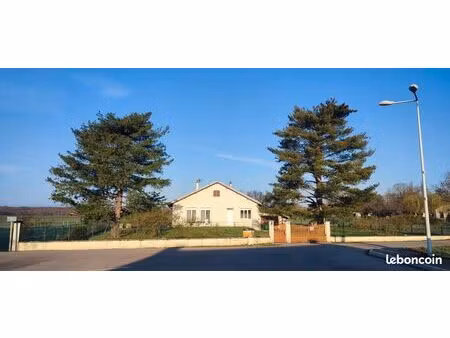 à vendre – maison plain-pied 66 m² – 14 ares – au calme – les hays