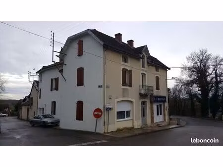 immeuble 12 pièces 434 m²